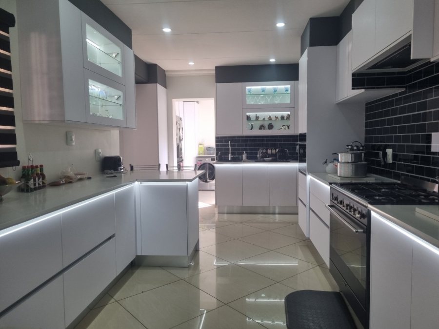 4 Bedroom Property for Sale in Vaalpark Free State